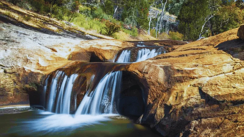 beechworth-gorge-walk-granite-rocks-waterfalls-victoria