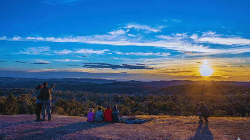 mt-pilot-lookout-walk-chiltern-bushland-panoramic-views-victoria
