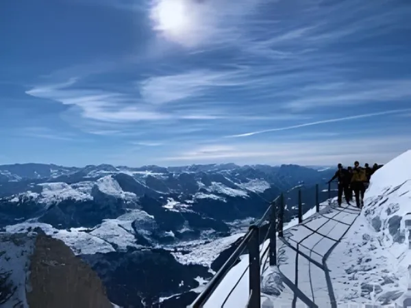 säntis-winter-viewing-walkway-snow-covered-swiss-alps-panorama